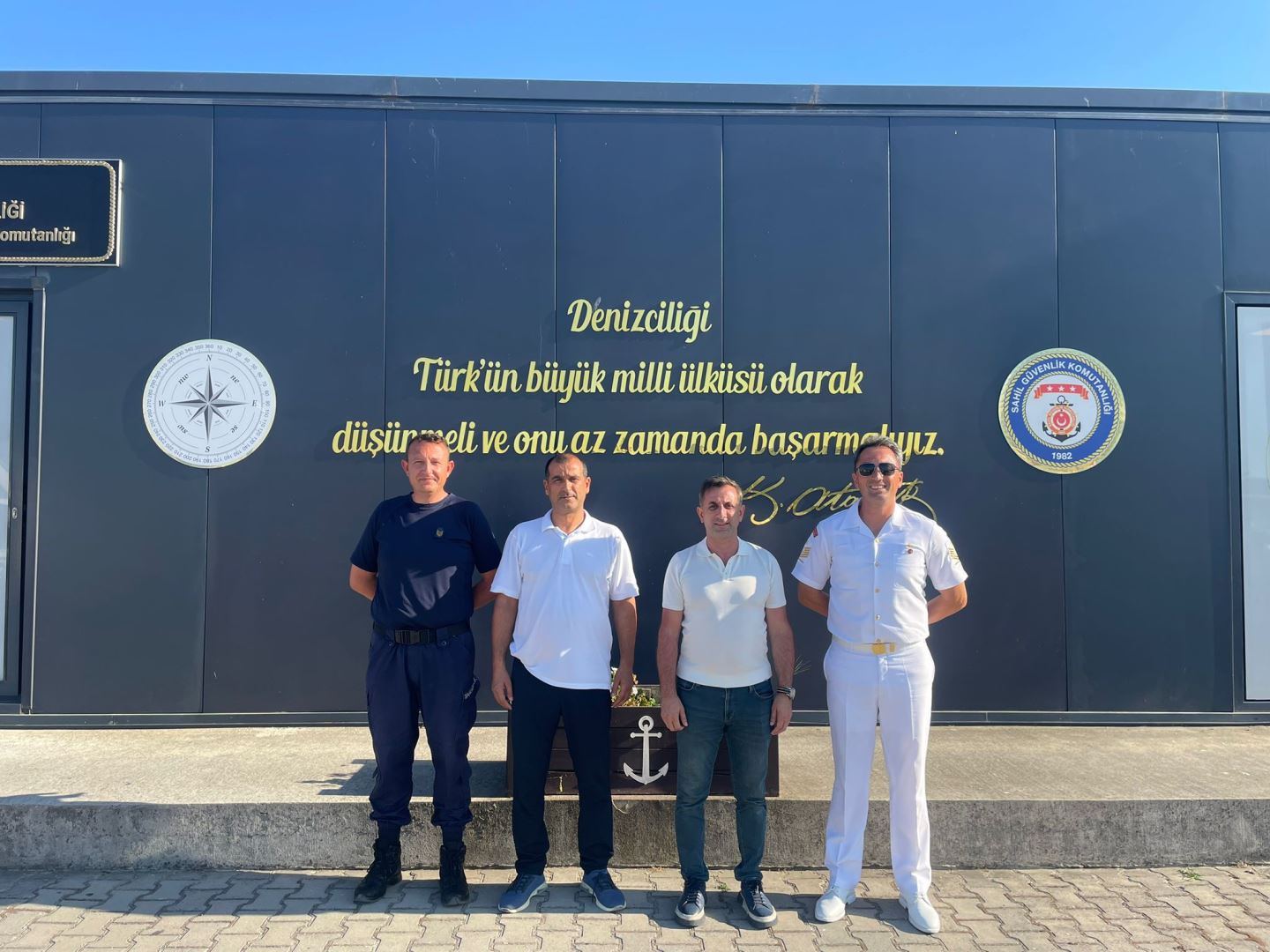 DÜNYA GENÇLİK KONSEYİ  ' Bakırköy Sahil Güvenlik Komutanlığı’na Ziyaret 